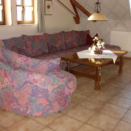 Ferienwohnung Neureuth Schillingsfuerst Ngoại thất bức ảnh