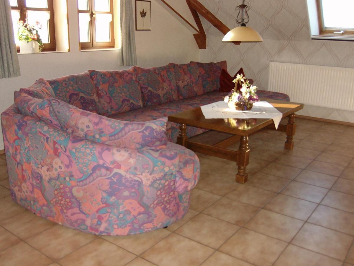 Ferienwohnung Neureuth Schillingsfuerst Ngoại thất bức ảnh